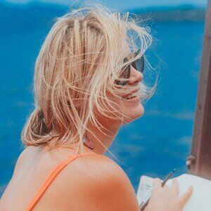 Meet Your Posher, Lauren!